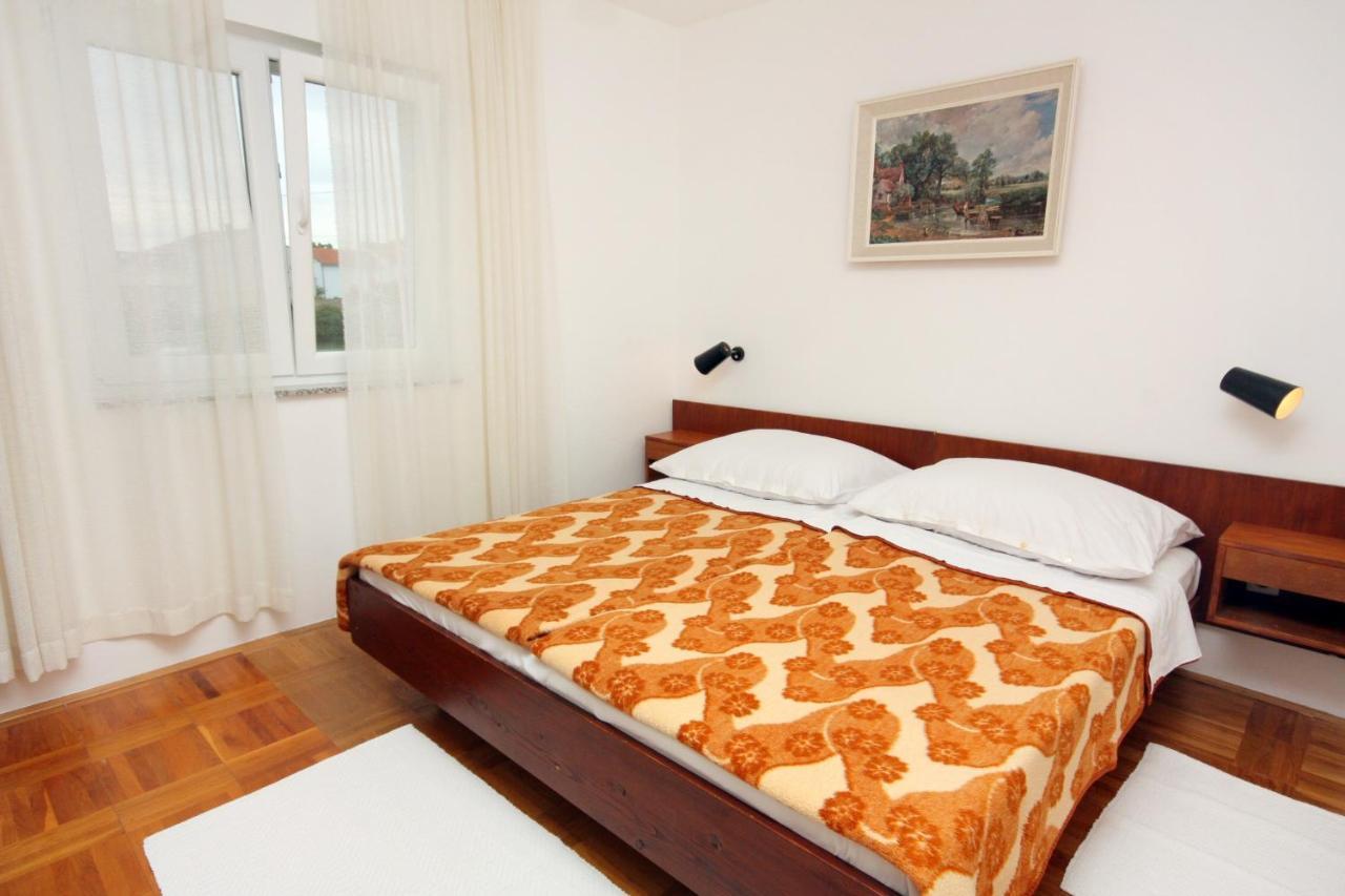 Apartments By The Sea Vantacici, Krk - 5347 Malinska Exterior foto